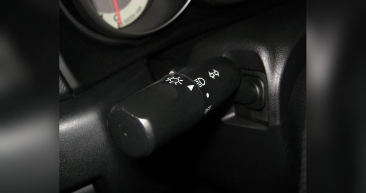 Do Car Lights Turn off Automatically: What You Need to Know