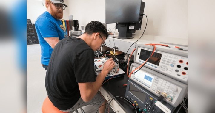 Is Electronic Engineering a Good Career: Top Reasons to Choose It